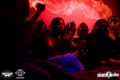 SONDER - NEON in the Jungle ft. Coran x Neil Thorpe x Nukier ที่ มัสแตช แบงค็อก — photo 9