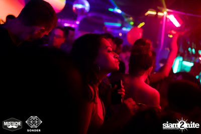 SONDER - NEON in the Jungle ft. Coran x Neil Thorpe x Nukier ที่ มัสแตช แบงค็อก — photo 37