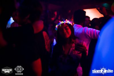 SONDER - NEON in the Jungle ft. Coran x Neil Thorpe x Nukier ที่ มัสแตช แบงค็อก — photo 42