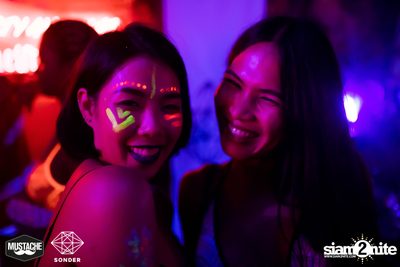SONDER - NEON in the Jungle ft. Coran x Neil Thorpe x Nukier ที่ มัสแตช แบงค็อก — photo 59