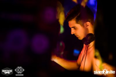 SONDER - NEON in the Jungle ft. Coran x Neil Thorpe x Nukier ที่ มัสแตช แบงค็อก — photo 62