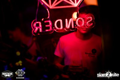 SONDER - NEON in the Jungle ft. Coran x Neil Thorpe x Nukier ที่ มัสแตช แบงค็อก — photo 83