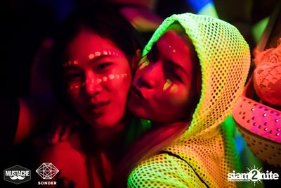SONDER - NEON in the Jungle ft. Coran x Neil Thorpe x Nukier ที่ มัสแตช แบงค็อก — photo 85