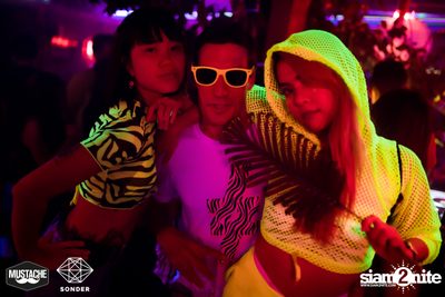 SONDER - NEON in the Jungle ft. Coran x Neil Thorpe x Nukier ที่ มัสแตช แบงค็อก — photo 86