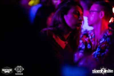SONDER - NEON in the Jungle ft. Coran x Neil Thorpe x Nukier ที่ มัสแตช แบงค็อก — photo 106