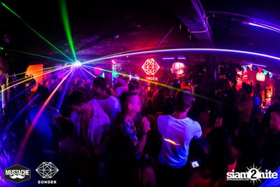 SONDER - NEON in the Jungle ft. Coran x Neil Thorpe x Nukier ที่ มัสแตช แบงค็อก — photo 110