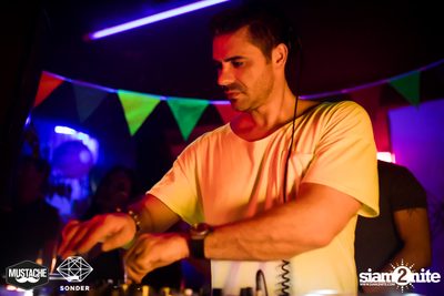 SONDER - NEON in the Jungle ft. Coran x Neil Thorpe x Nukier ที่ มัสแตช แบงค็อก — photo 117