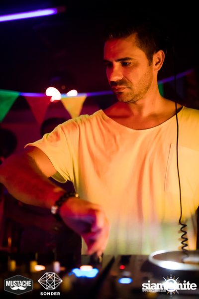 SONDER - NEON in the Jungle ft. Coran x Neil Thorpe x Nukier ที่ มัสแตช แบงค็อก — photo 119