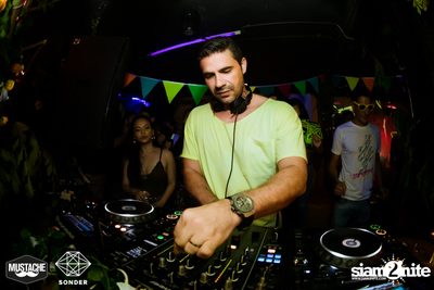 SONDER - NEON in the Jungle ft. Coran x Neil Thorpe x Nukier ที่ มัสแตช แบงค็อก — photo 122