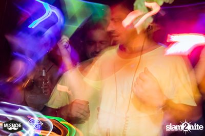 SONDER - NEON in the Jungle ft. Coran x Neil Thorpe x Nukier ที่ มัสแตช แบงค็อก — photo 127