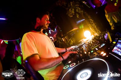 SONDER - NEON in the Jungle ft. Coran x Neil Thorpe x Nukier ที่ มัสแตช แบงค็อก — photo 129