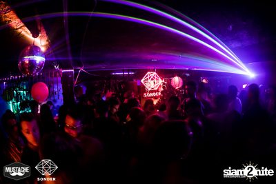 SONDER - NEON in the Jungle ft. Coran x Neil Thorpe x Nukier ที่ มัสแตช แบงค็อก — photo 133
