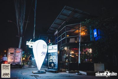 HEREr X Snowy Present Me'day: Proposal Live in Bangkok ที่ พาร์คกิ้ง ทอยส์ — photo 5
