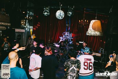 HEREr X Snowy Present Me'day: Proposal Live in Bangkok ที่ พาร์คกิ้ง ทอยส์ — photo 131