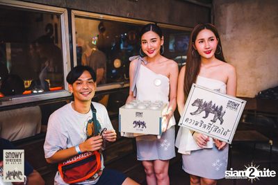 HEREr X Snowy Present Me'day: Proposal Live in Bangkok ที่ พาร์คกิ้ง ทอยส์ — photo 162