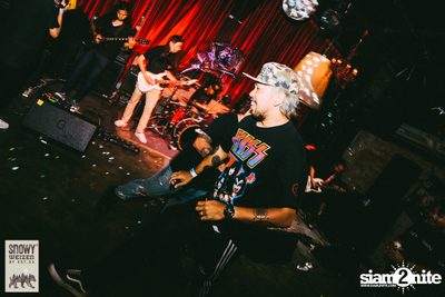 HEREr X Snowy Present Me'day: Proposal Live in Bangkok ที่ พาร์คกิ้ง ทอยส์ — photo 200