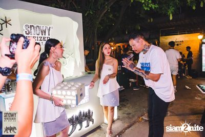 HEREr X Snowy Present Me'day: Proposal Live in Bangkok ที่ พาร์คกิ้ง ทอยส์ — photo 209