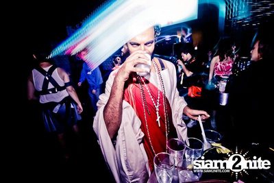 Trasher: Madonna Gone Wild Party — photo 23
