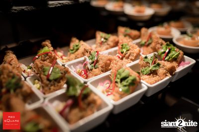 Vodka Journey Night Party ที่ เรดสแควร์ รูฟท็อป บาร์ — photo 4