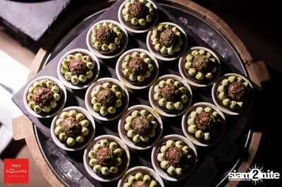Vodka Journey Night Party ที่ เรดสแควร์ รูฟท็อป บาร์ — photo 7