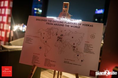 Vodka Journey Night Party ที่ เรดสแควร์ รูฟท็อป บาร์ — photo 13