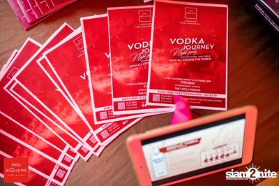 Vodka Journey Night Party ที่ เรดสแควร์ รูฟท็อป บาร์ — photo 15