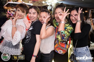 เบน ชลาทิศ ที่ สำราญ เริงใจ — photo 127