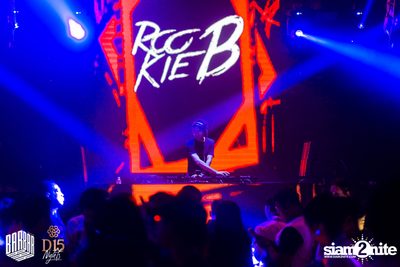 Saturday Night at BARBARBAR — photo 9