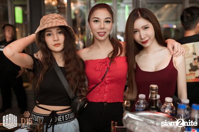 Saturday Night at BARBARBAR — photo 24