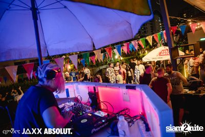 amBar Pool Party ที่ Four Points by Sheraton — photo 109