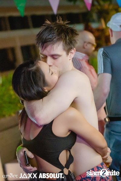 amBar Pool Party ที่ Four Points by Sheraton — photo 118