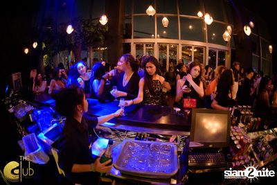 Crush Wednesdays ที่ เดอะคลับคอย — photo 11