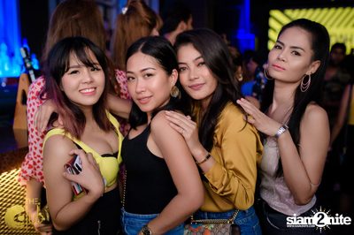 Crush Wednesdays ที่ เดอะคลับคอย — photo 126