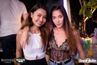 Belvedere pres. Mustache Takeover at Spectrum Lounge & Bar — photo 10