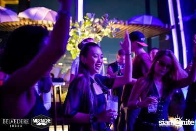 Belvedere pres. Mustache Takeover at Spectrum Lounge & Bar — photo 25