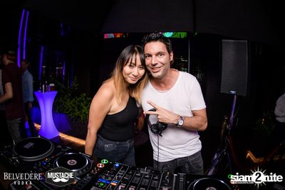 Belvedere pres. Mustache Takeover at Spectrum Lounge & Bar — photo 31