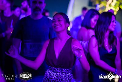 Belvedere pres. Mustache Takeover at Spectrum Lounge & Bar — photo 37