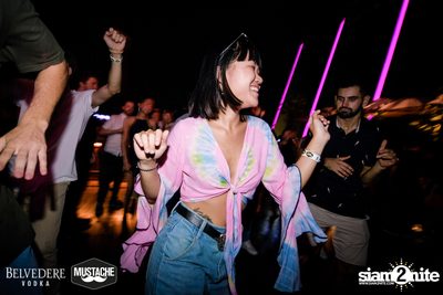 Belvedere pres. Mustache Takeover at Spectrum Lounge & Bar — photo 42