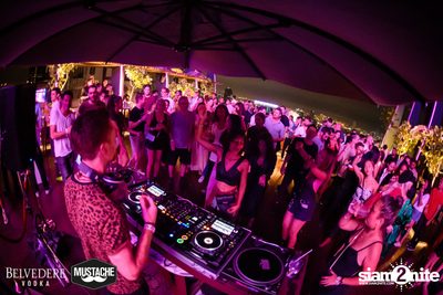 Belvedere pres. Mustache Takeover at Spectrum Lounge & Bar — photo 62