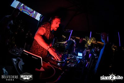 Belvedere pres. Mustache Takeover at Spectrum Lounge & Bar — photo 91