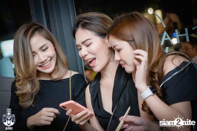 Friday Night at Ainu Bar — photo 18
