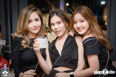 Friday Night at Ainu Bar — photo 19