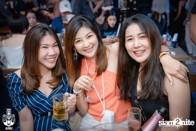Friday Night at Ainu Bar — photo 53