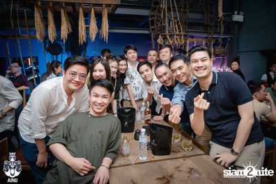 Friday Night at Ainu Bar — photo 118