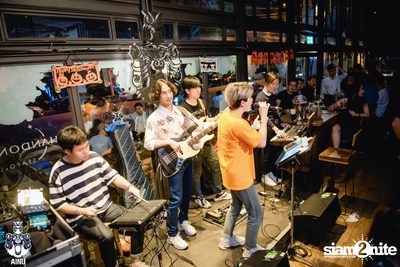 Friday Night at Ainu Bar — photo 128