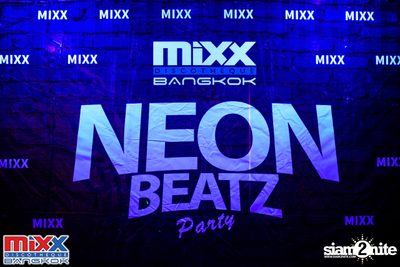 Neon BeatZ Party at MIXX Bangkok — photo 5