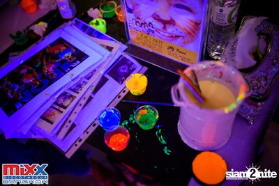 Neon BeatZ Party at MIXX Bangkok — photo 6