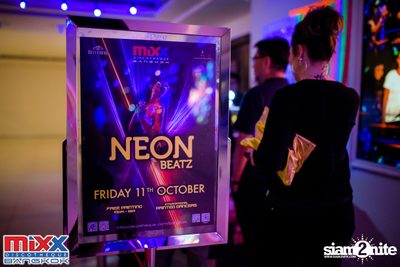 Neon BeatZ Party at MIXX Bangkok — photo 7