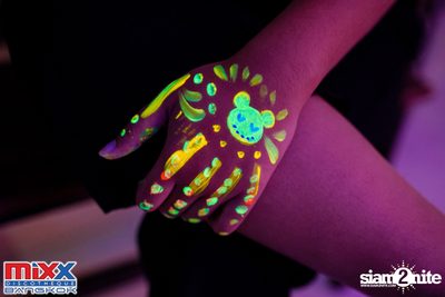 Neon BeatZ Party at MIXX Bangkok — photo 18