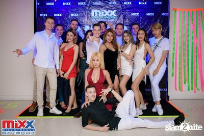 Neon BeatZ Party at MIXX Bangkok — photo 21
